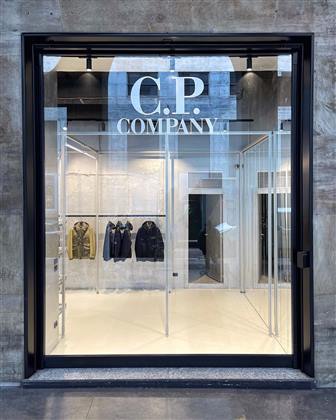 CP Company new store — foto 1 di 4