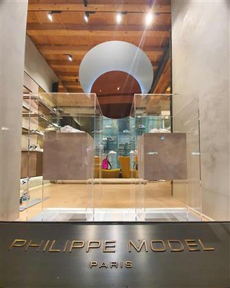 Philip Model — foto 4 di 6
